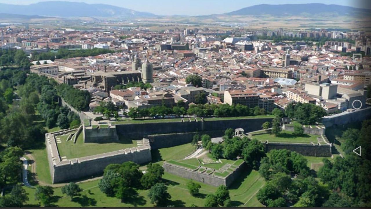 Apartmán La Terraza De Zahara Pamplona Exteriér fotografie
